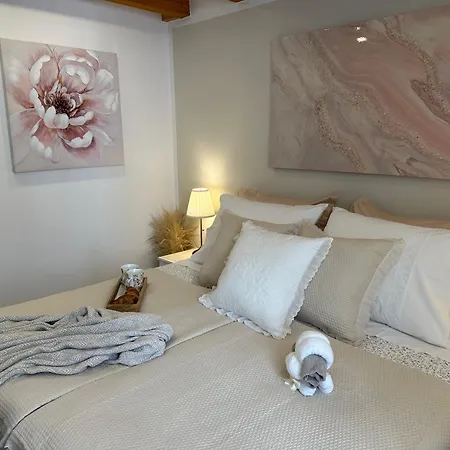 Penzion Hidden Gem Of Pile 3*